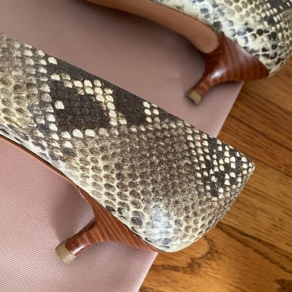 Stuart Weitzman Snake Print Women's Shoes Sz10 - Picture 4 of 6